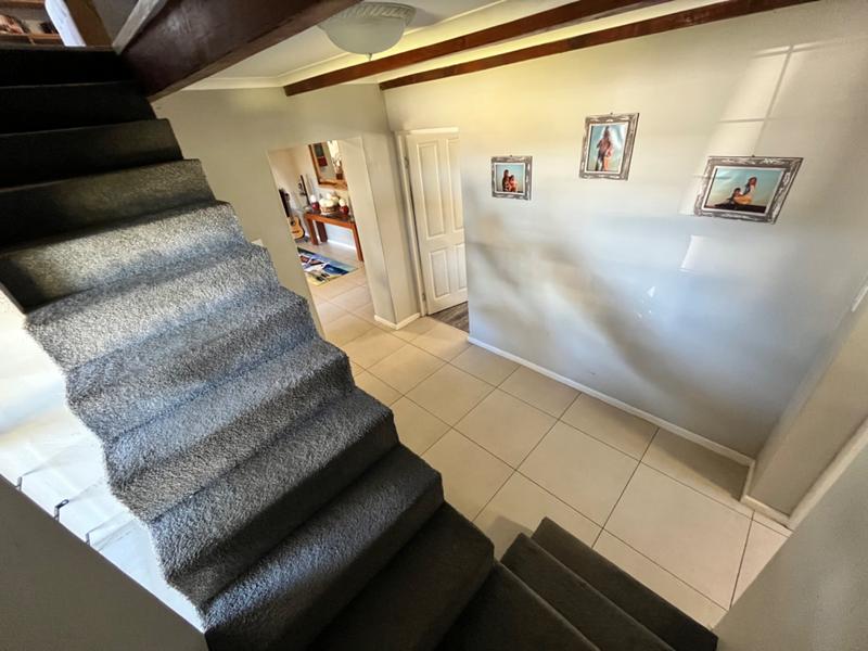 5 Bedroom Property for Sale in Dwarskersbos Western Cape